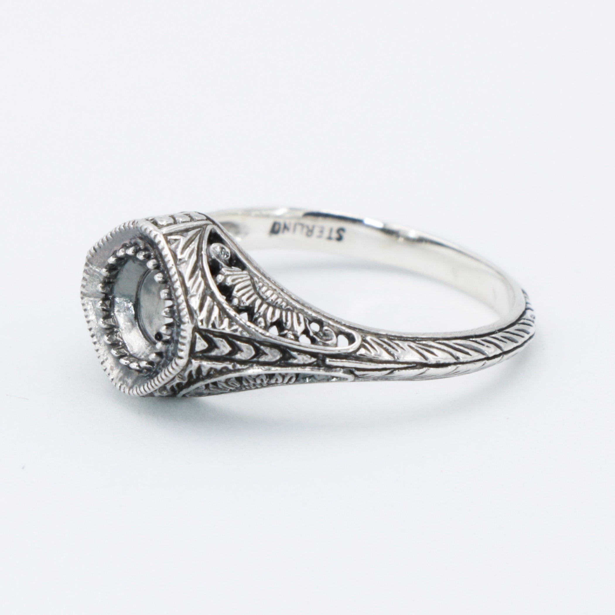 Detail view of Semi Mount Art Deco Style Sterling Silver Filigree Ring 5mm Center highlighting design details