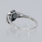 Detail view of White and Blue Sapphire Filigree Ring - Deco Style highlighting Sapphire