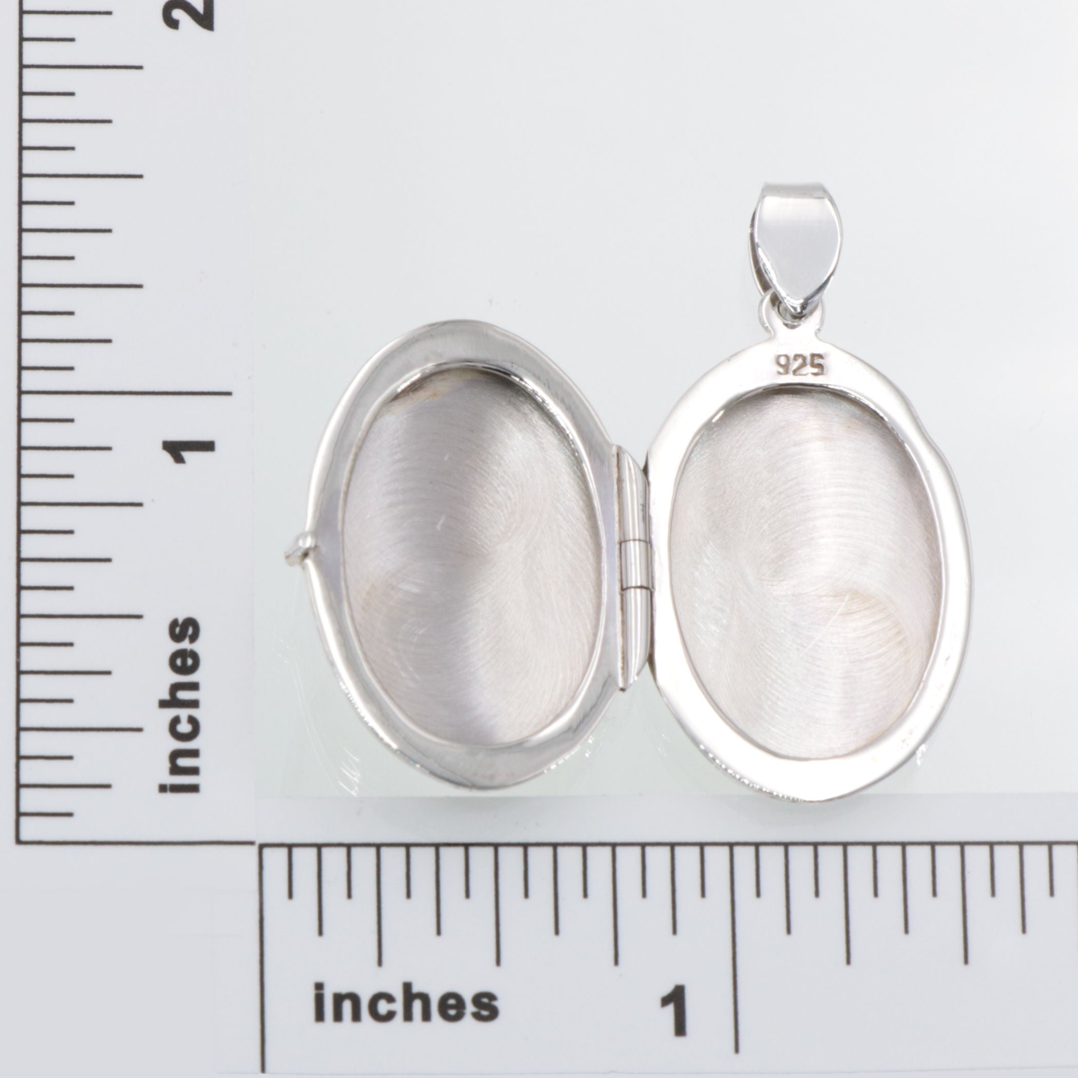 Detail view of Fresh Water Mother of Pearl Oval Locket Pendant highlighting Pearl, Mother of Pearl