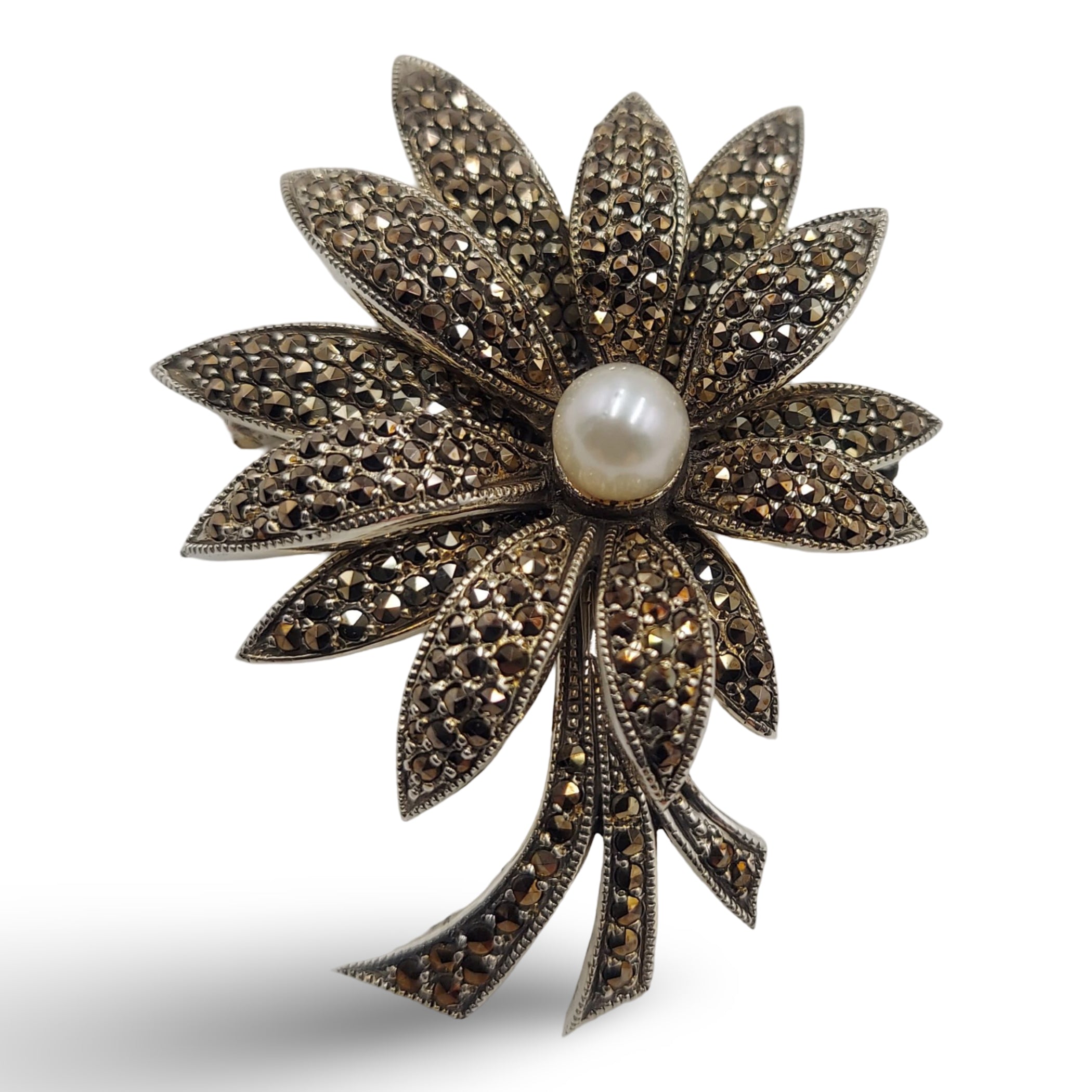 Marcasite, Pearl, sterling silver brooches / pins, front view