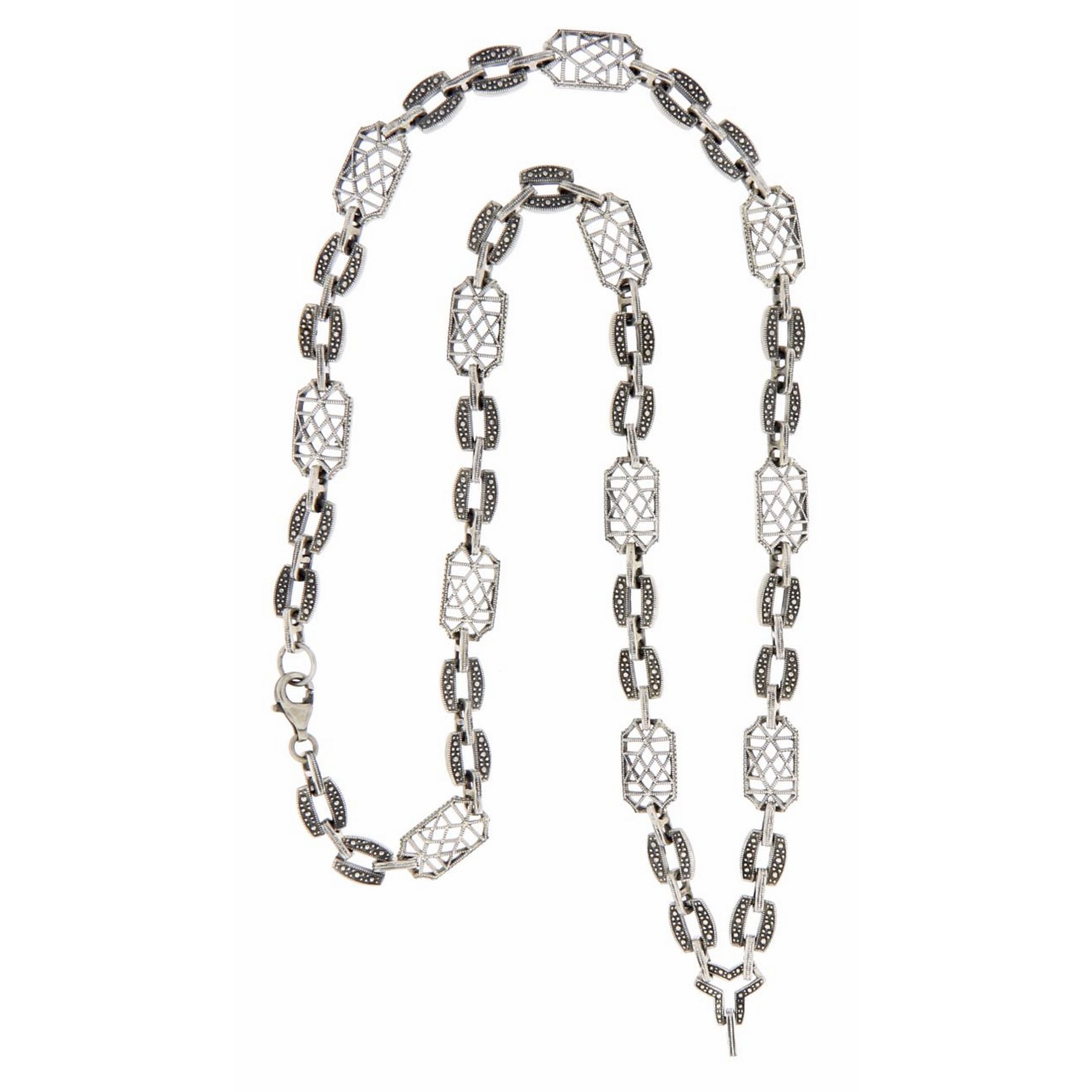 Detail view of Custom Victorian Style Chain - 20 inches highlighting design details