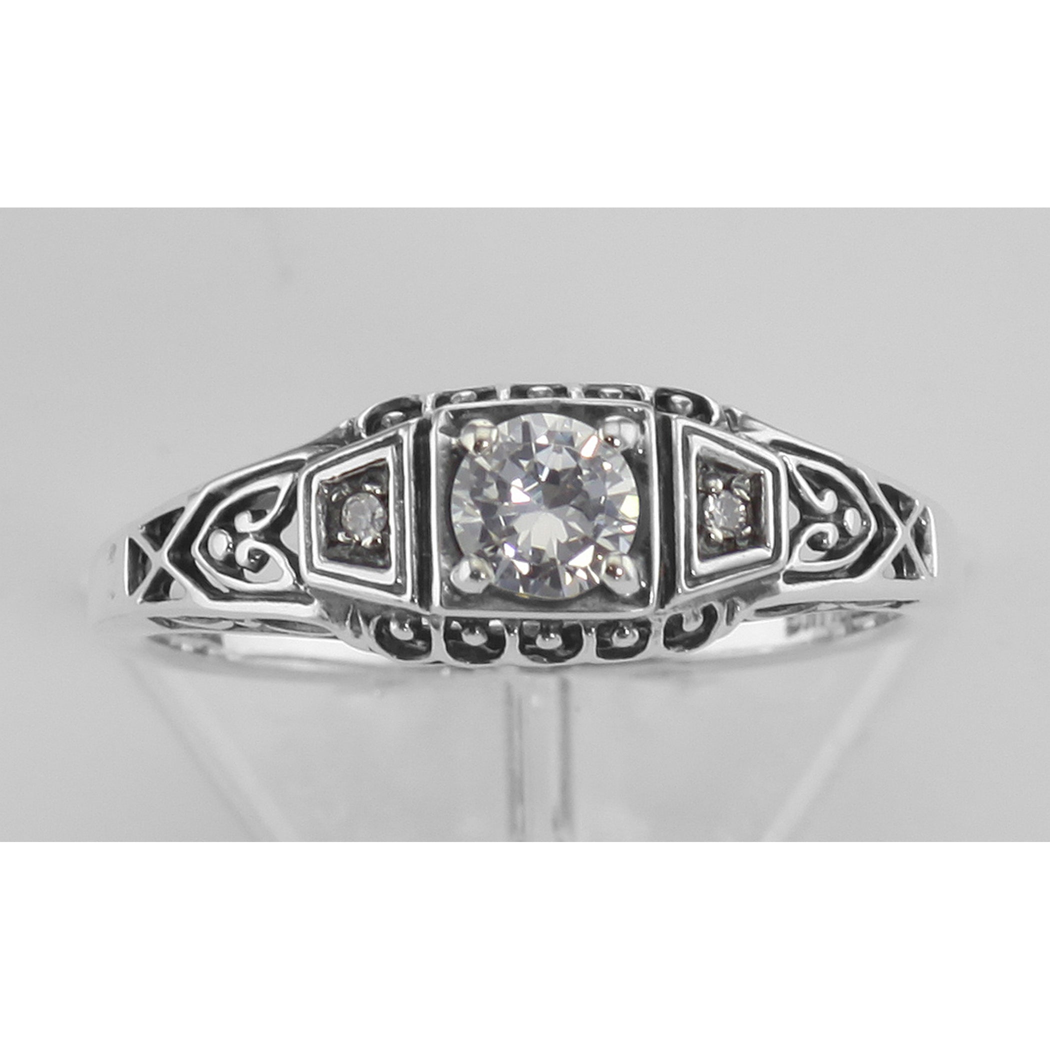 Detail view of 4mm Semi Mount Filigree Ring w/ 2 Diamonds highlighting Diamond