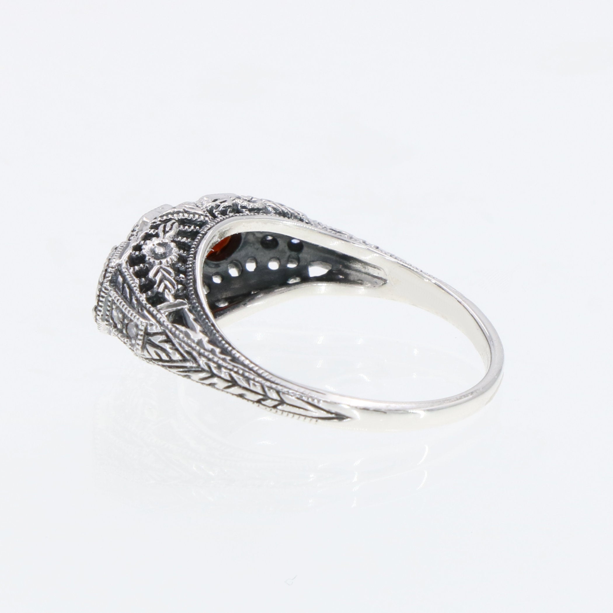 Detail view of Art Deco Style Red Garnet Filigree Ring w/ 4 Diamonds highlighting Garnet, Diamond