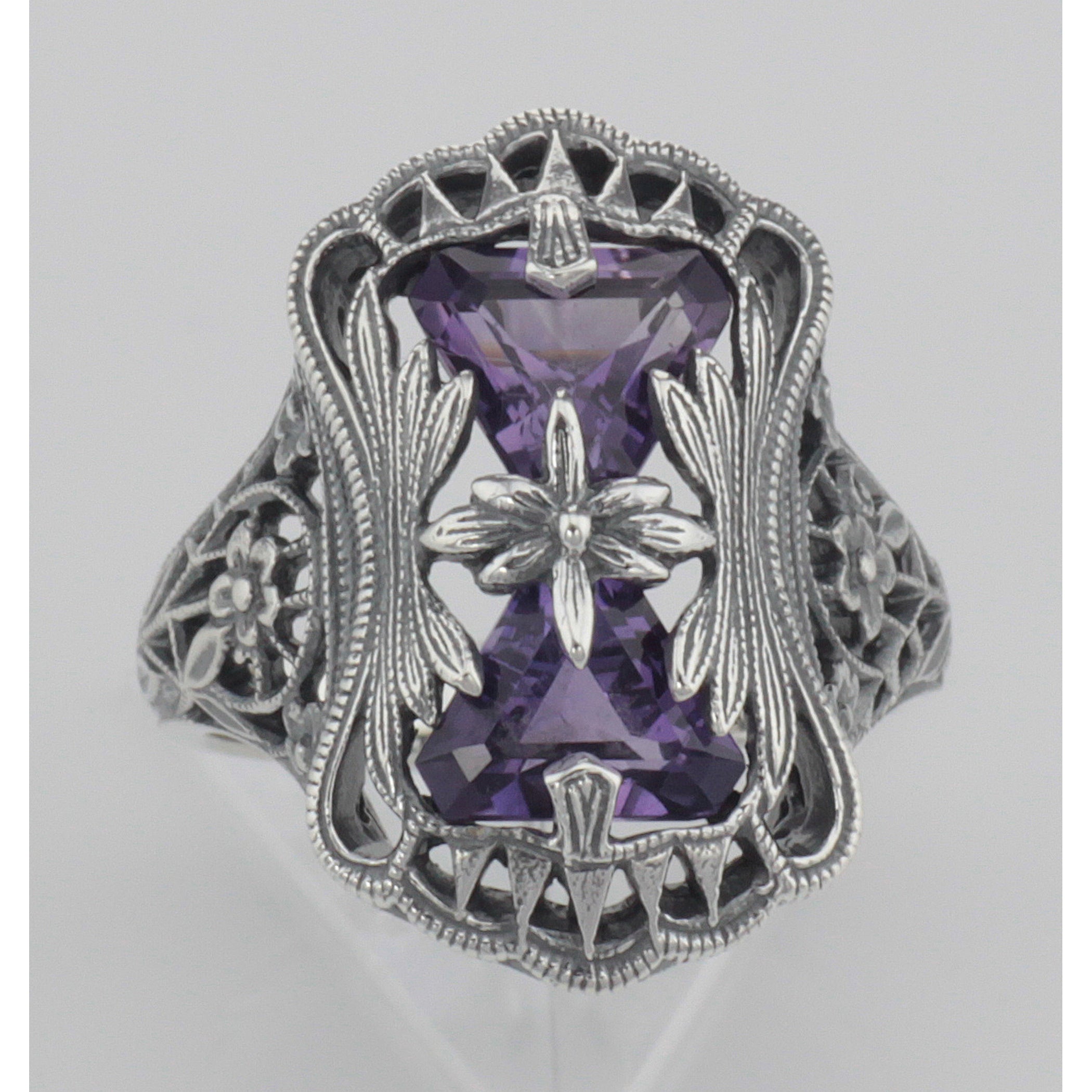 Detail view of Art Deco Style Amethyst Filigree Ring with Flower Design highlighting Amethyst