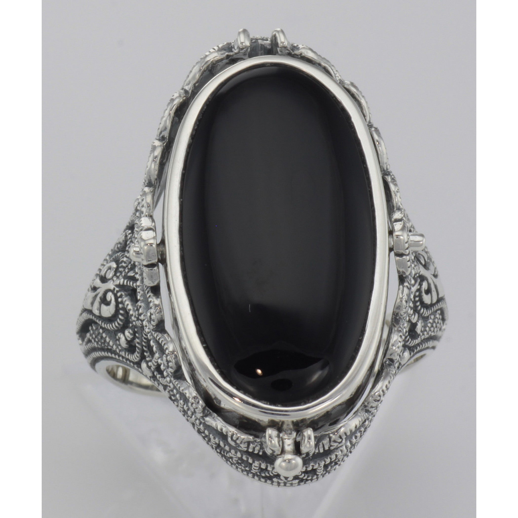 Detail view of Antique Style Black Onyx and Lapis Filigree Flip Ring highlighting Black Onyx, Lapis