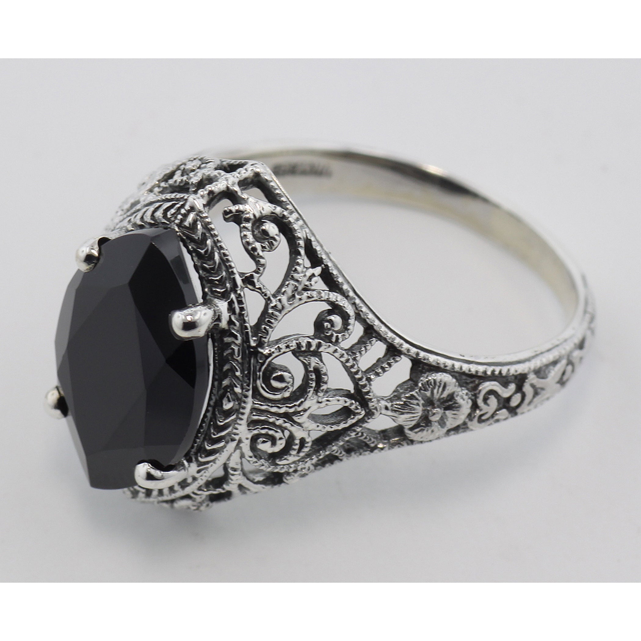 Back view of Antique Style Onyx Filigree Ring showing 925 sterling silver hallmark