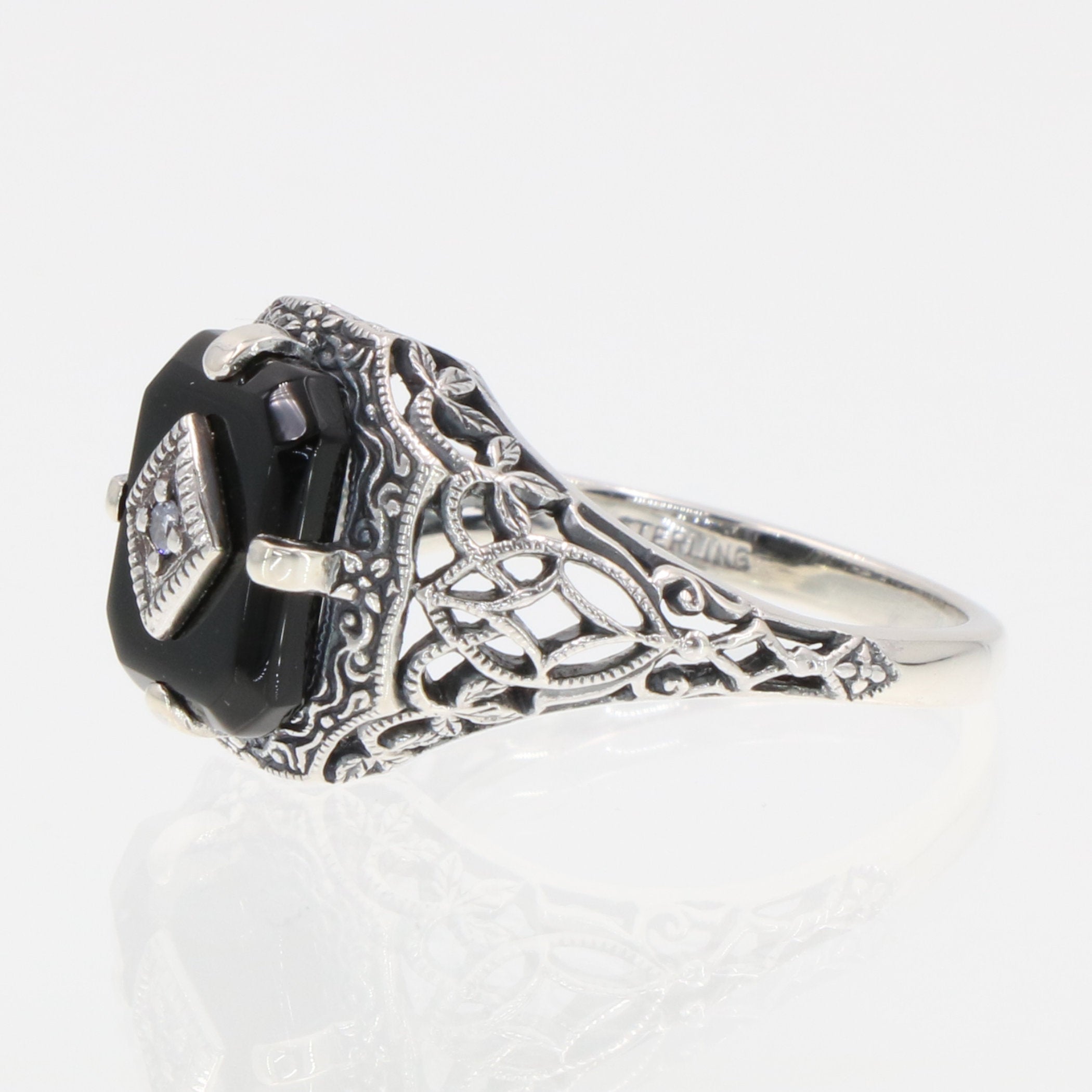 Detail view of Black Onyx Filigree Ring w/ Diamond Art Deco Style highlighting Diamond, Black Onyx