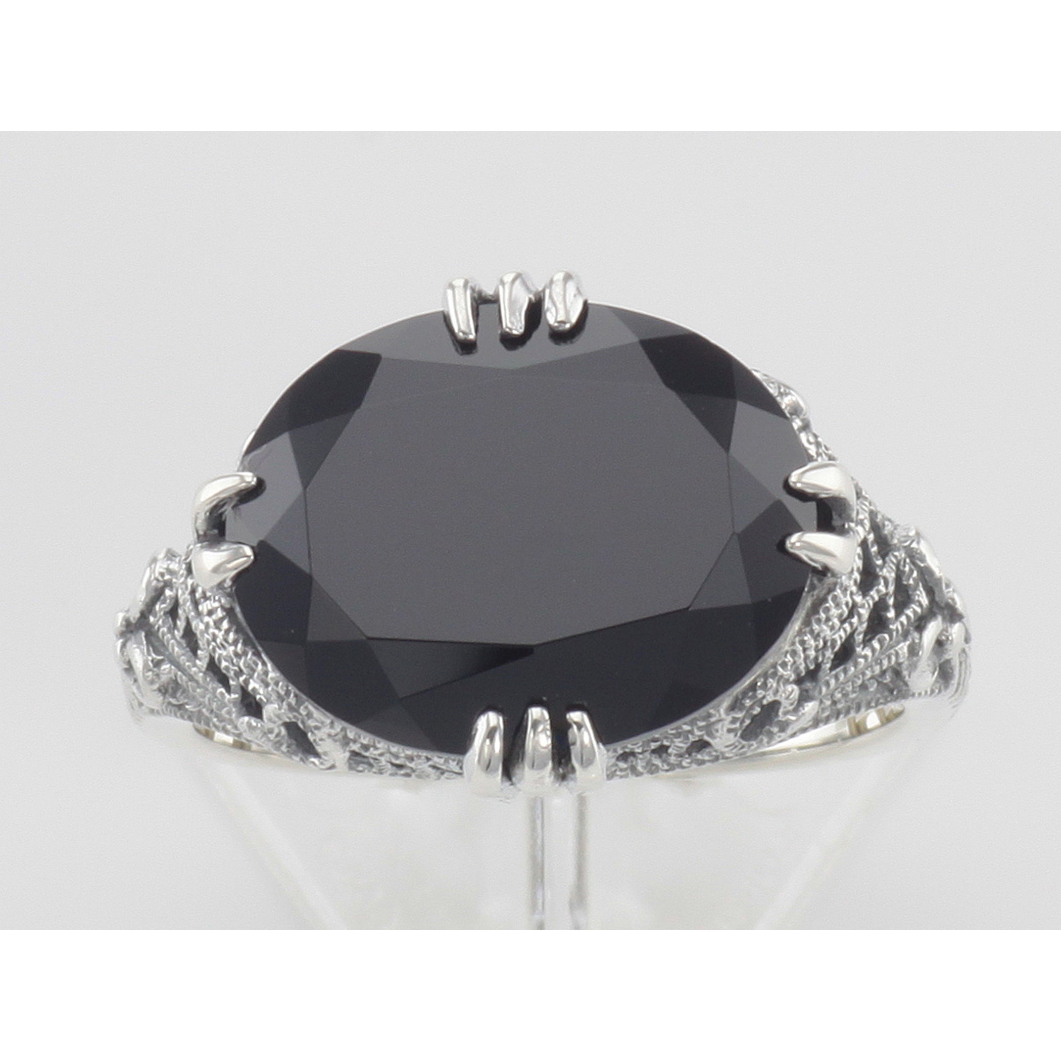 Detail view of Beautiful Oval Black Onyx Filigree Ring highlighting Black Onyx, Onyx