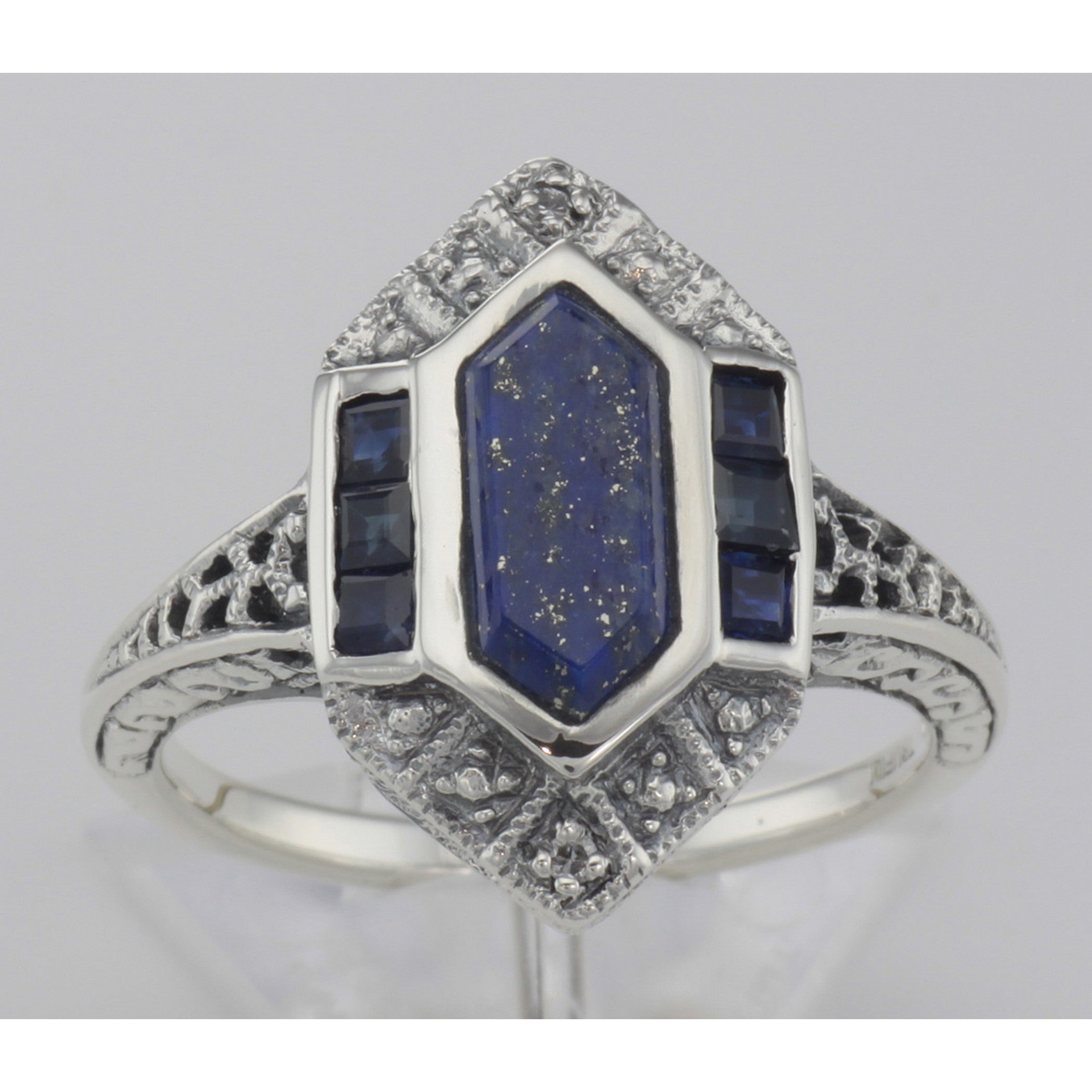 Detail view of Art Deco Style Lapis Sapphire and Diamond Filigree Ring highlighting Sapphire, Diamond