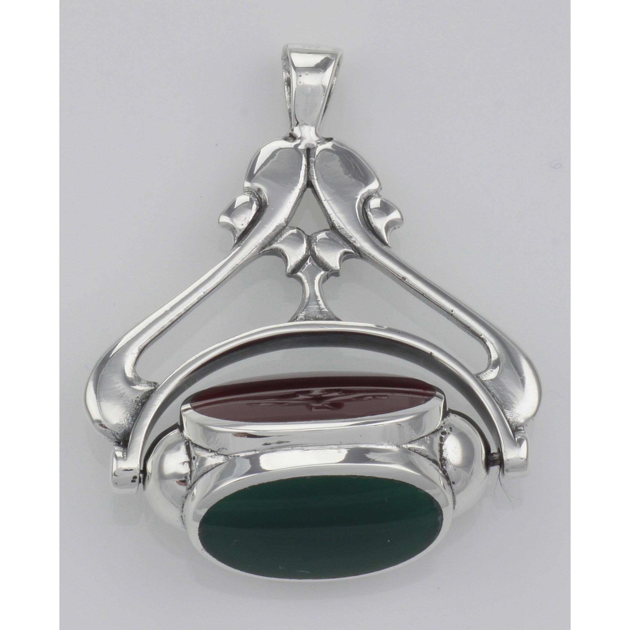 Detail view of Antique Style 3 Stone Spinning Fob Pendant highlighting design details