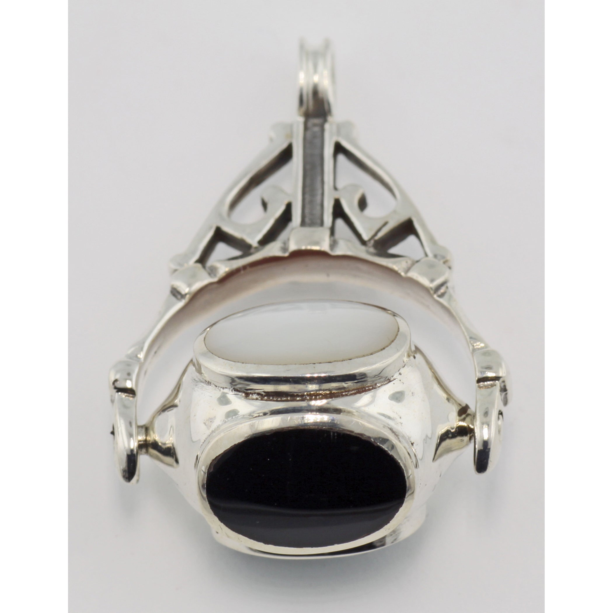 Detail view of 4 Stone Spinning Fob Pendant - Vintage Style highlighting design details